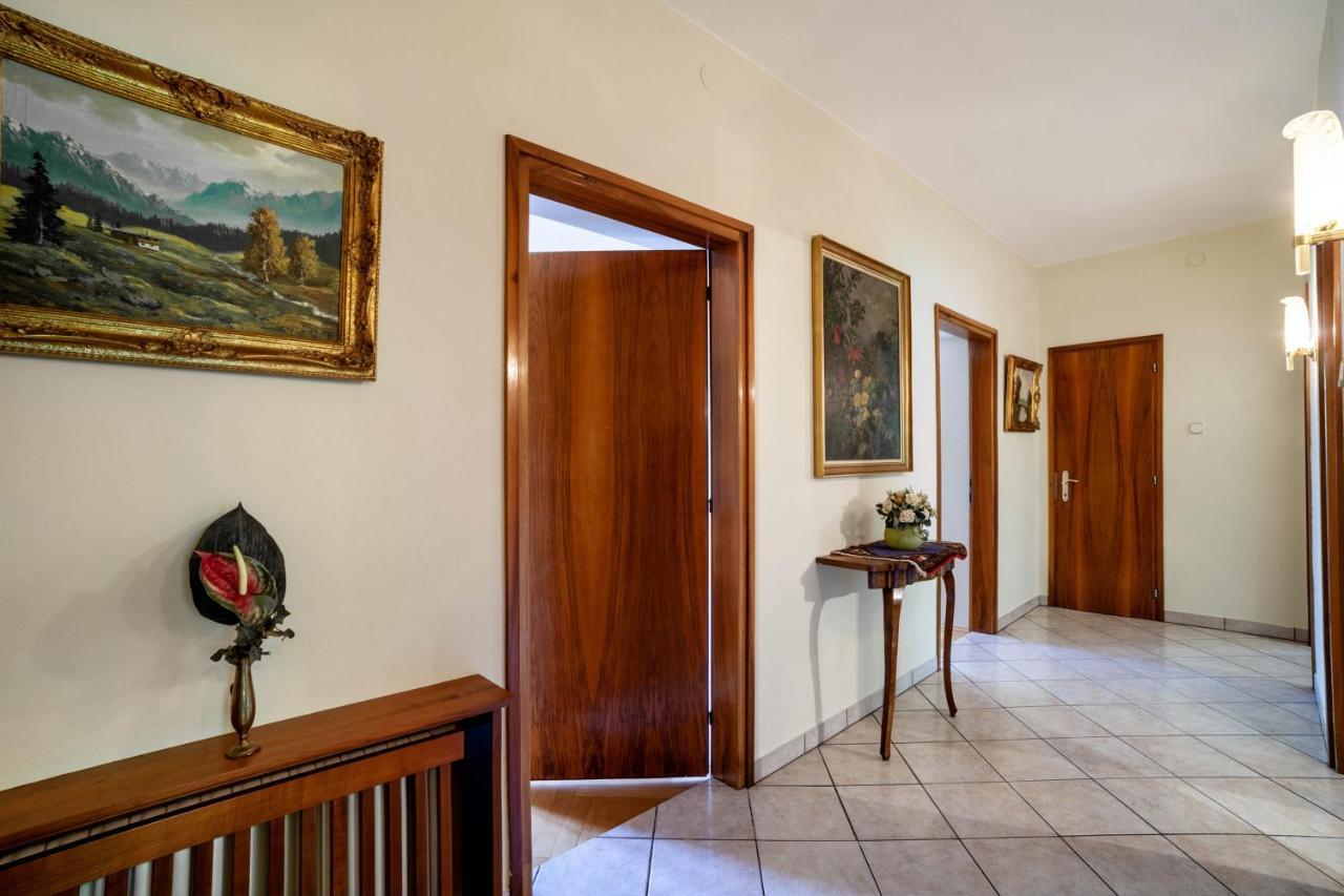 Villa Coris Ferienwohnung Magnolia Merano Exteriér fotografie