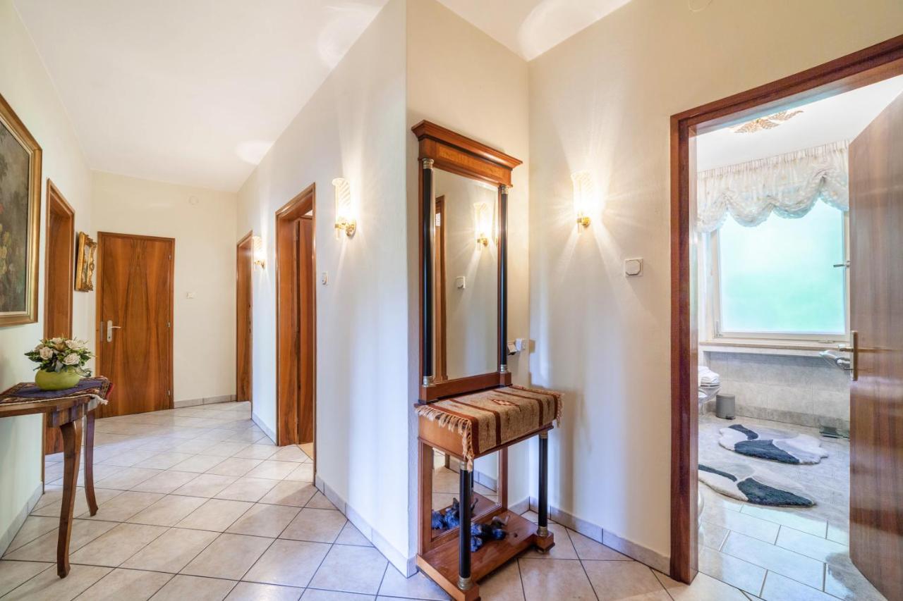 Villa Coris Ferienwohnung Magnolia Merano Exteriér fotografie